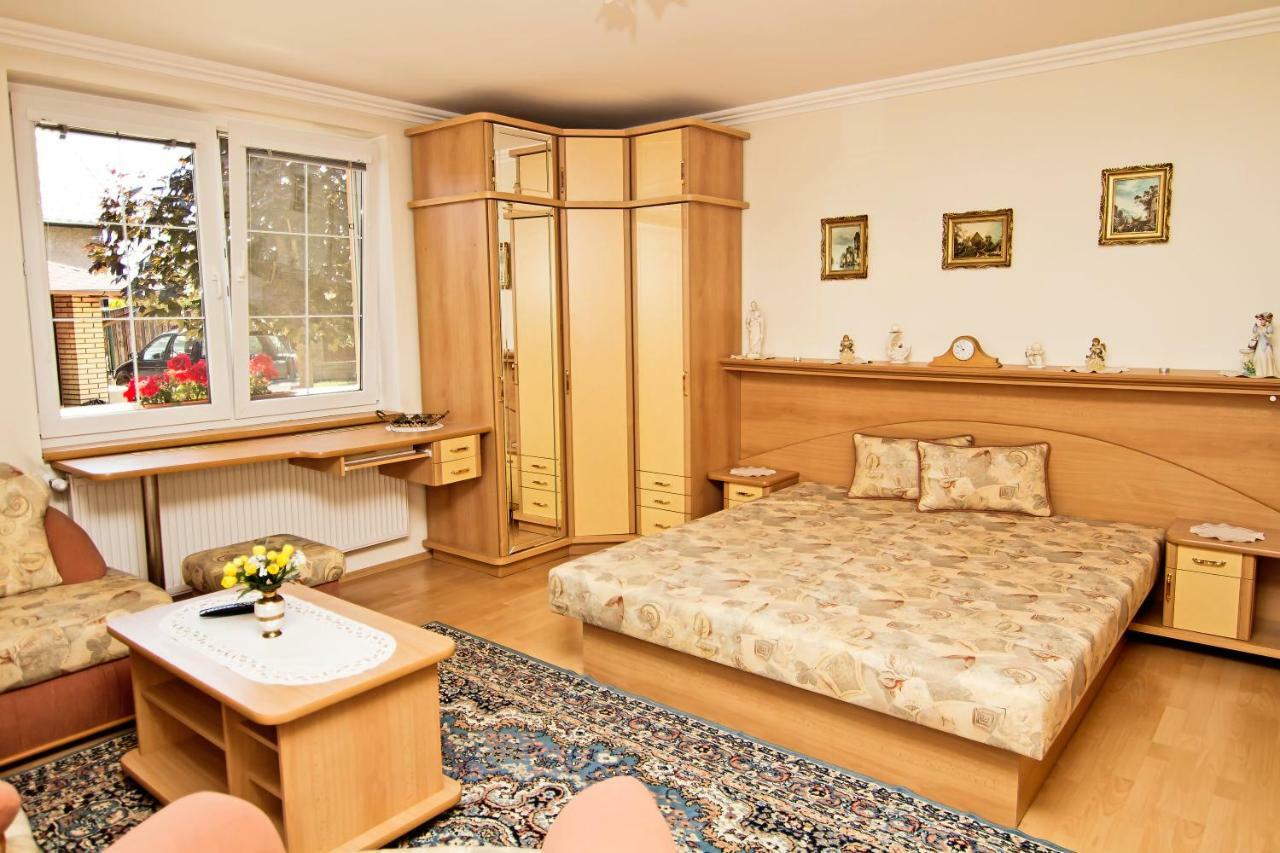 Vila Valča Buitenkant foto